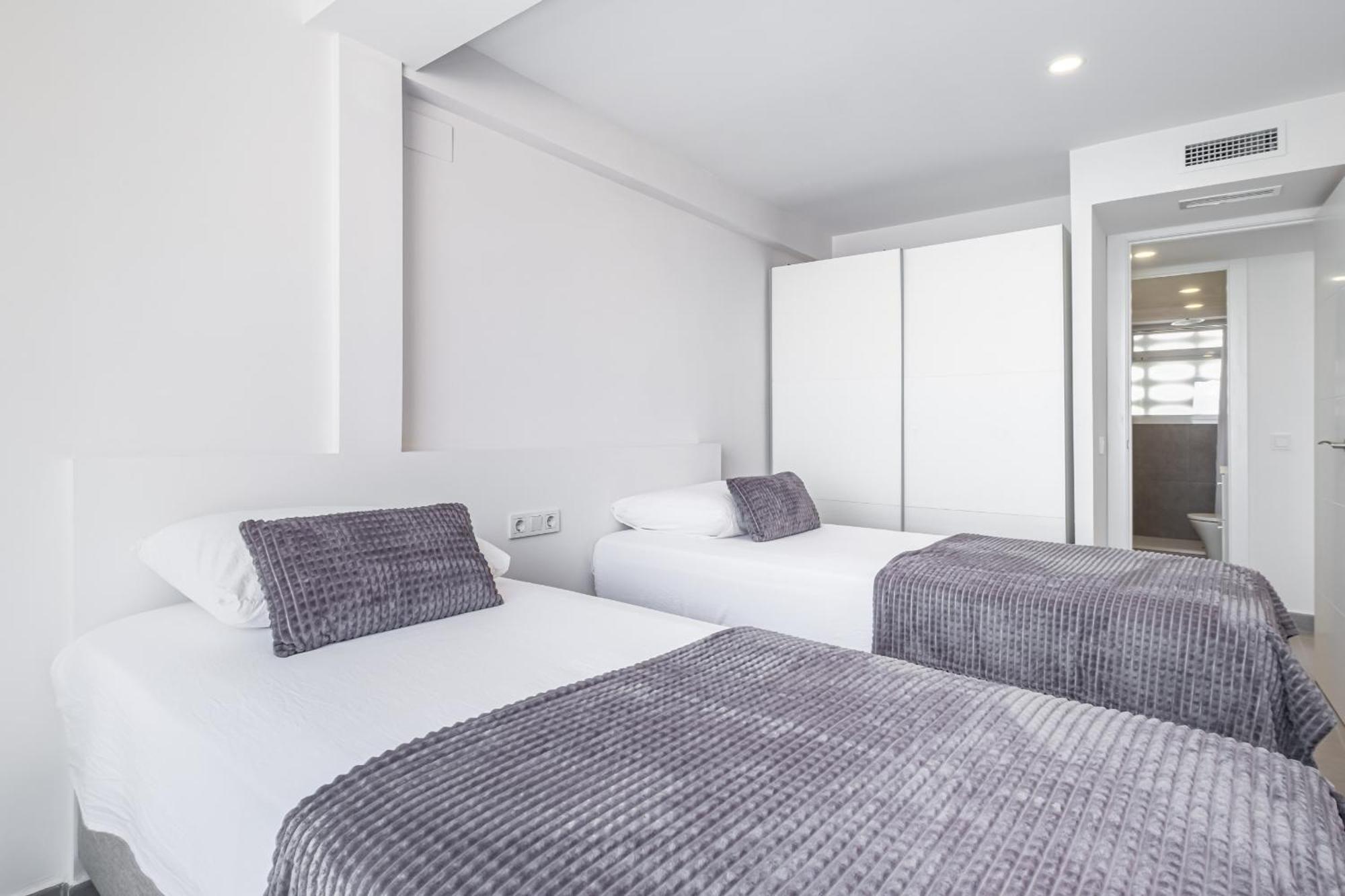 Halcon Deluxe 7-B Apartment Levante Beach Бенідорм Екстер'єр фото